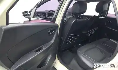 Renault QM3 2016 1.5 гидро в Москве № 1543222, миниатюра 11