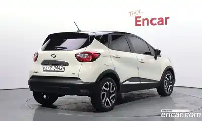 Renault QM3 2016 1.5 гидро в Москве № 1543222, миниатюра 2