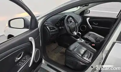 Renault SM3 2010 1.6 гидро в Москве № 1543297, миниатюра 10