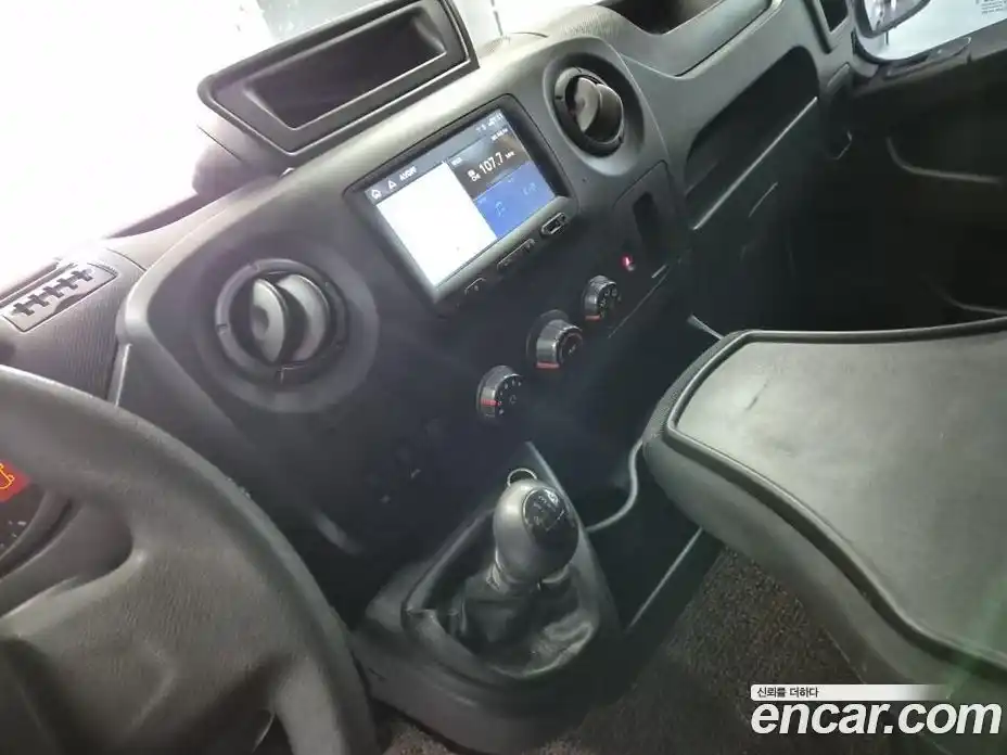 Renault Master 2019 2.3 механика в Москве № 1544005, фото 14