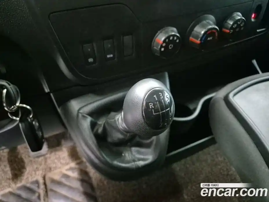 Renault Master 2019 2.3 механика в Москве № 1544005, фото 9