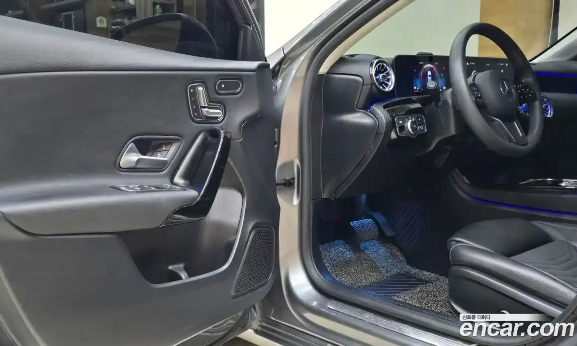 Mercedes-Benz A-Class 2019 2.0 гидро в Москве № 1545546, фото 15