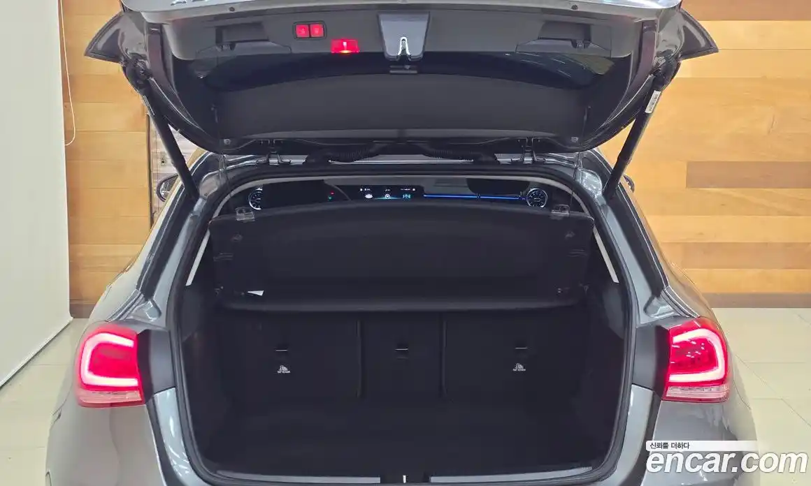 Mercedes-Benz A-Class 2019 2.0 гидро в Москве № 1545546, фото 20