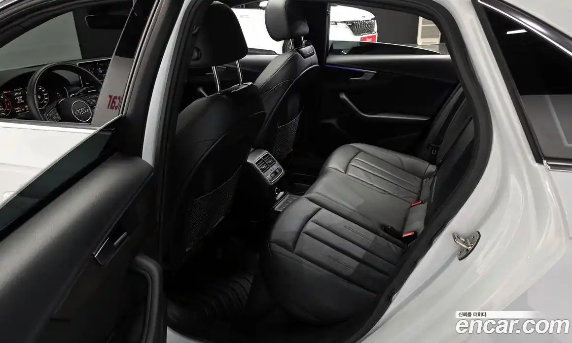 Audi A4 2019 2.0 гидро в Москве № 1546184, фото 12