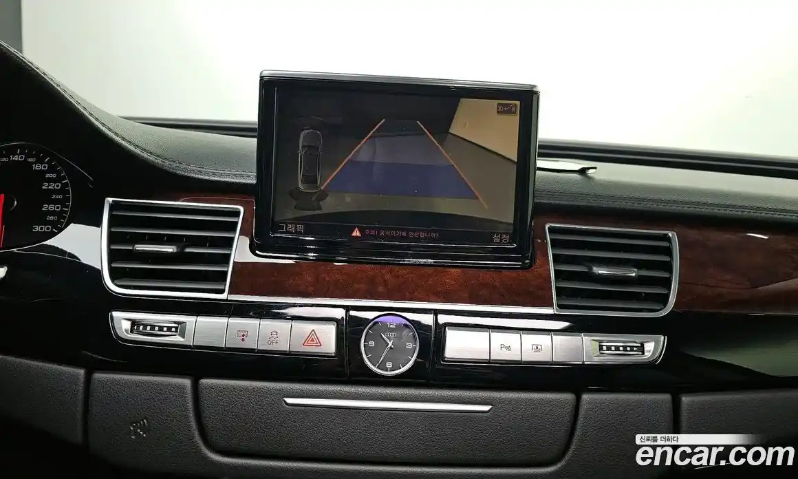 Audi A8 2012 4.2 гидро в Москве № 1546534, фото 16