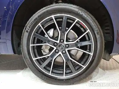 Audi Q5 2024 2.0 гидро в Москве № 1546584, миниатюра 5