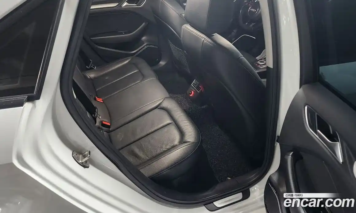 Audi A3 2015 2.0 гидро в Москве № 1546709, фото 12