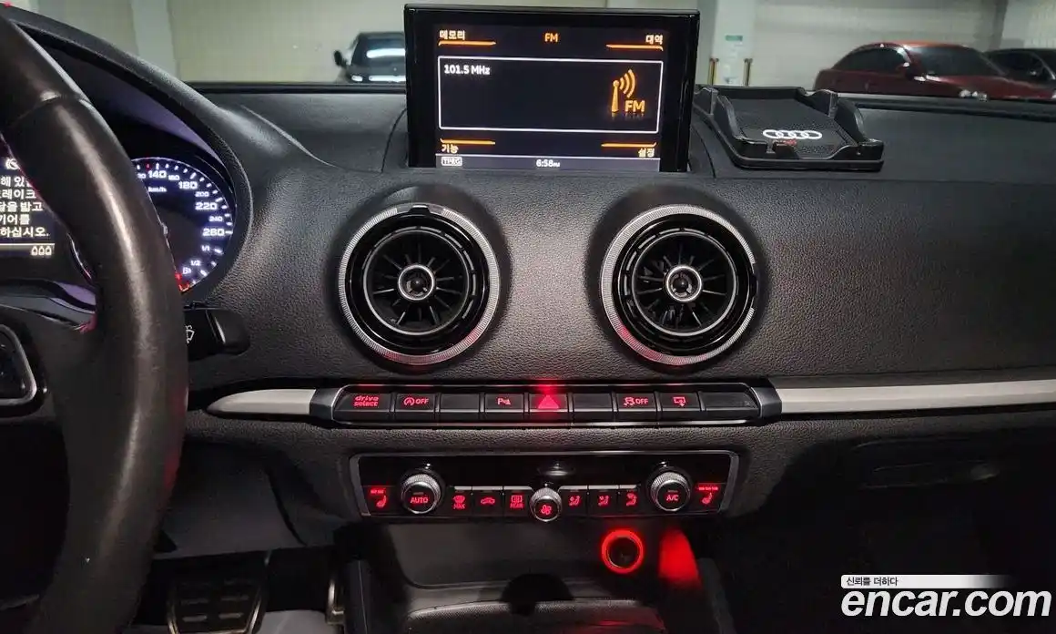 Audi A3 2015 2.0 гидро в Москве № 1546709, фото 16
