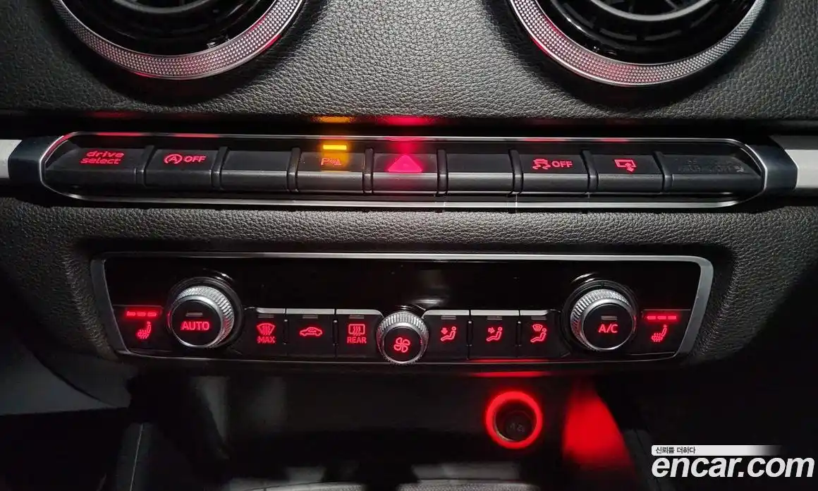 Audi A3 2015 2.0 гидро в Москве № 1546709, фото 18