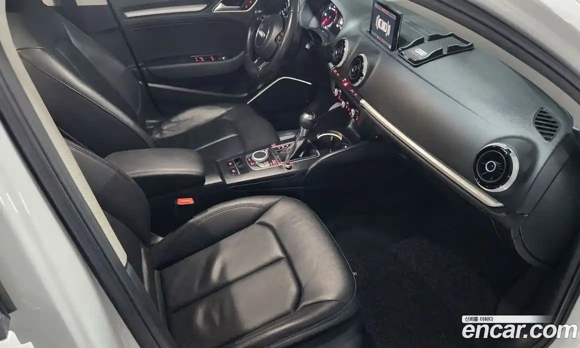 Audi A3 2015 2.0 гидро в Москве № 1546709, фото 10