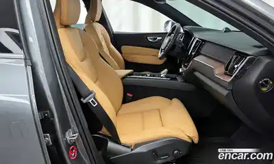 Volvo XC60 2021 2.0 гидро в Москве № 1546784, миниатюра 11
