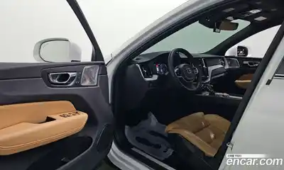 Volvo XC60 2019 2.0 гидро в Москве № 1546865, миниатюра 10