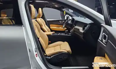 Volvo XC60 2018 2.0 гидро в Москве № 1546885, миниатюра 11