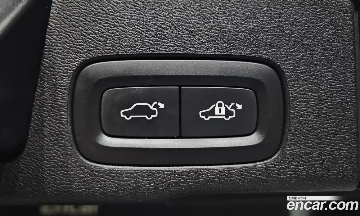 Volvo XC60 2018 2.0 гидро в Москве № 1546885, фото 20