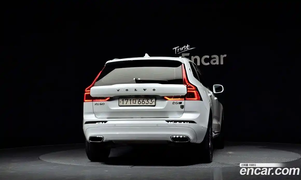 Volvo XC60 2018 2.0 гидро в Москве № 1546885, фото 4
