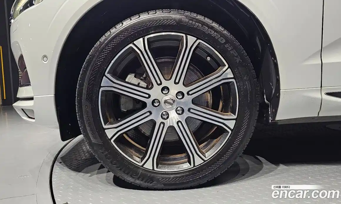 Volvo XC60 2018 2.0 гидро в Москве № 1546885, фото 5