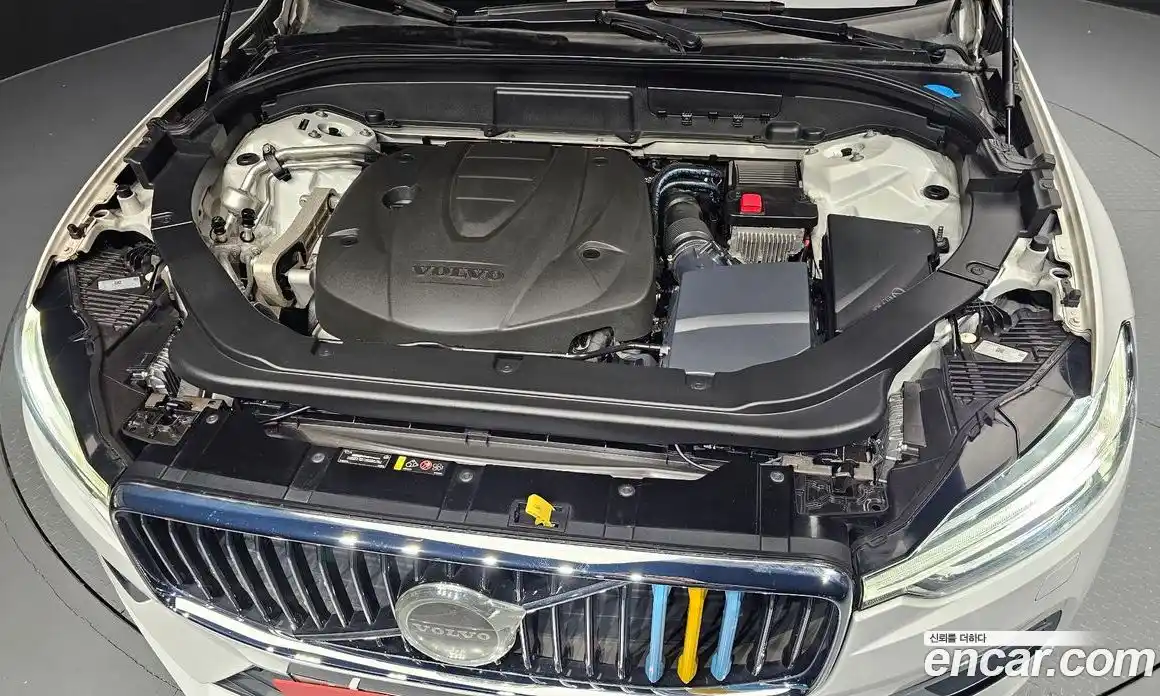 Volvo XC60 2018 2.0 гидро в Москве № 1546885, фото 6