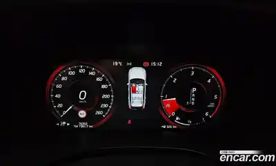 Volvo XC60 2018 2.0 гидро в Москве № 1546885, миниатюра 8