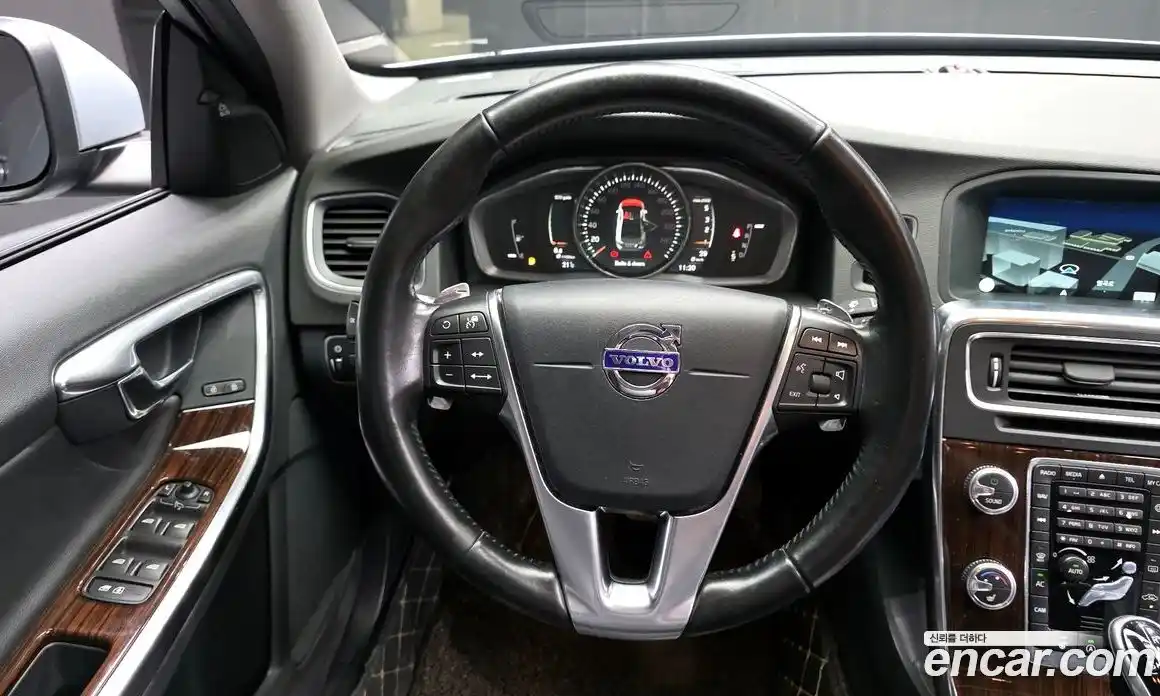 Volvo S60 2017 2.0 гидро в Москве № 1546984, фото 13