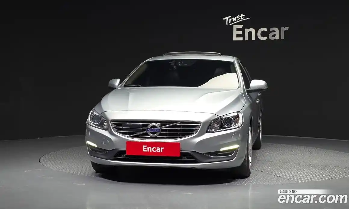 Volvo S60 2017 2.0 гидро в Москве № 1546984, фото 3