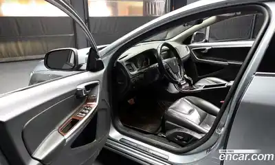 Volvo S60 2017 2.0 гидро в Москве № 1546984, миниатюра 10