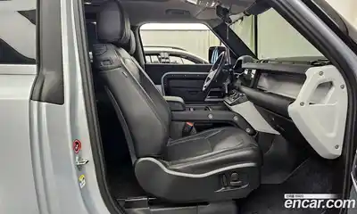 Land Rover Defender 2024 3.0 гидро в Москве № 1547490, миниатюра 11