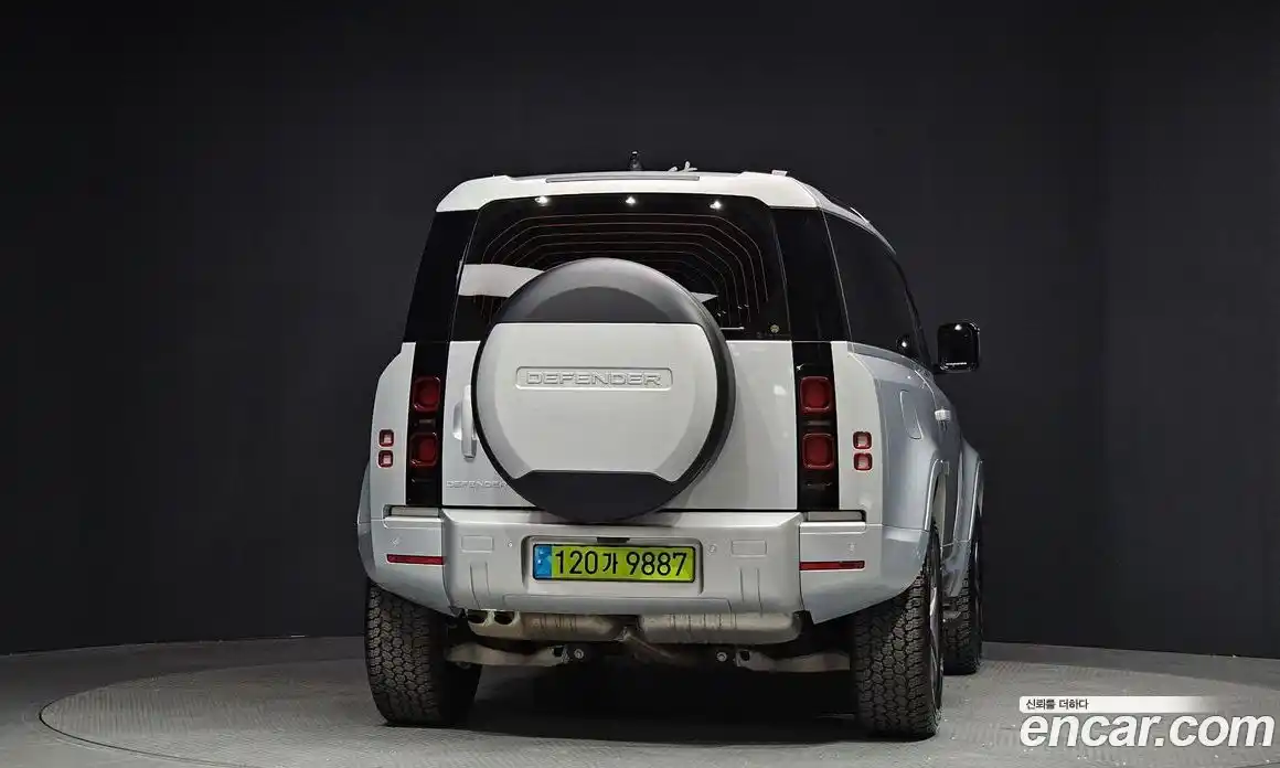 Land Rover Defender 2024 3.0 гидро в Москве № 1547490, фото 4