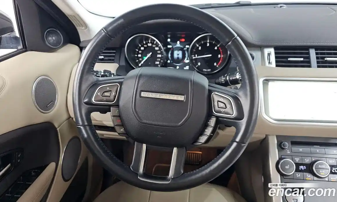 Land Rover Range-Rover Evoque 2018 2.0 гидро в Москве № 1547543, фото 12