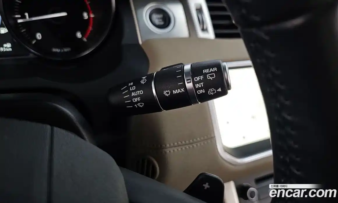 Land Rover Range-Rover Evoque 2018 2.0 гидро в Москве № 1547543, фото 18