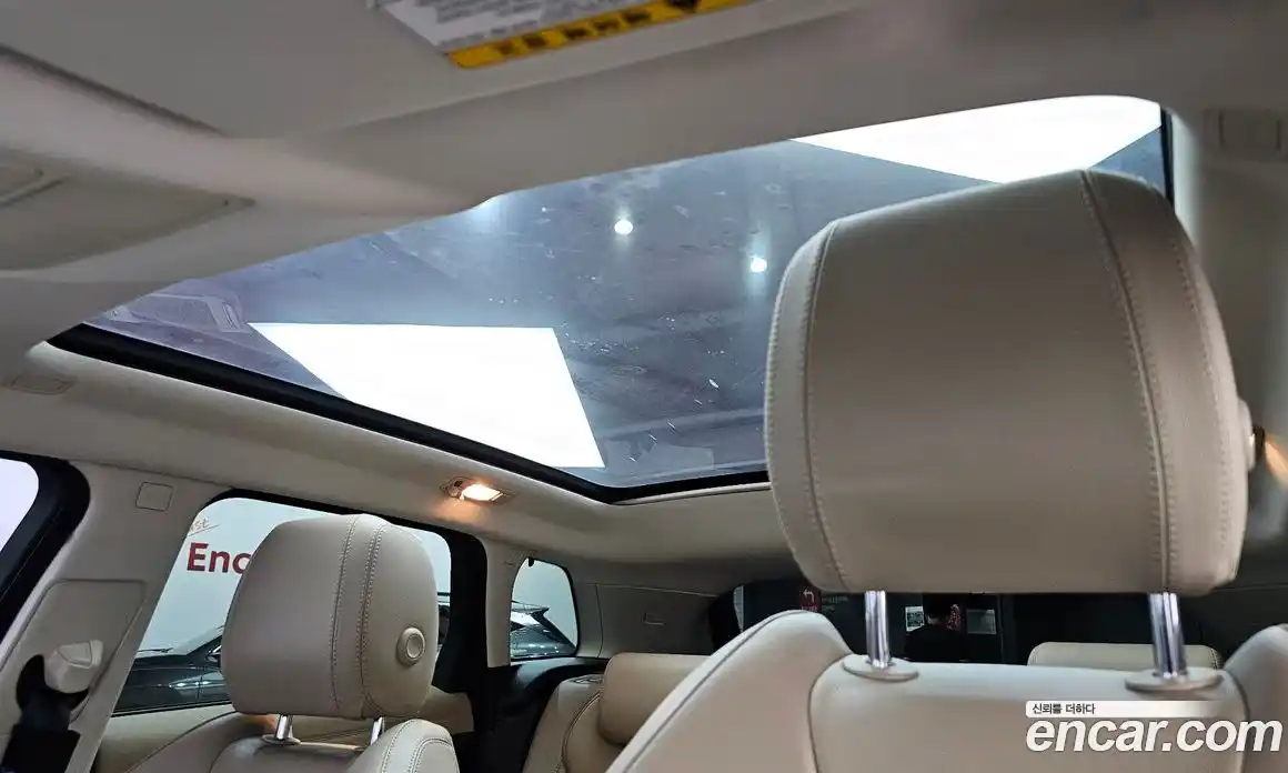 Land Rover Range-Rover Evoque 2018 2.0 гидро в Москве № 1547543, фото 19