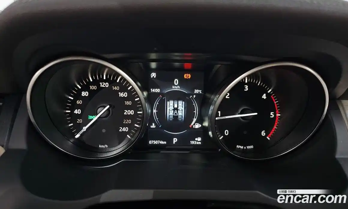 Land Rover Range-Rover Evoque 2018 2.0 гидро в Москве № 1547543, фото 8