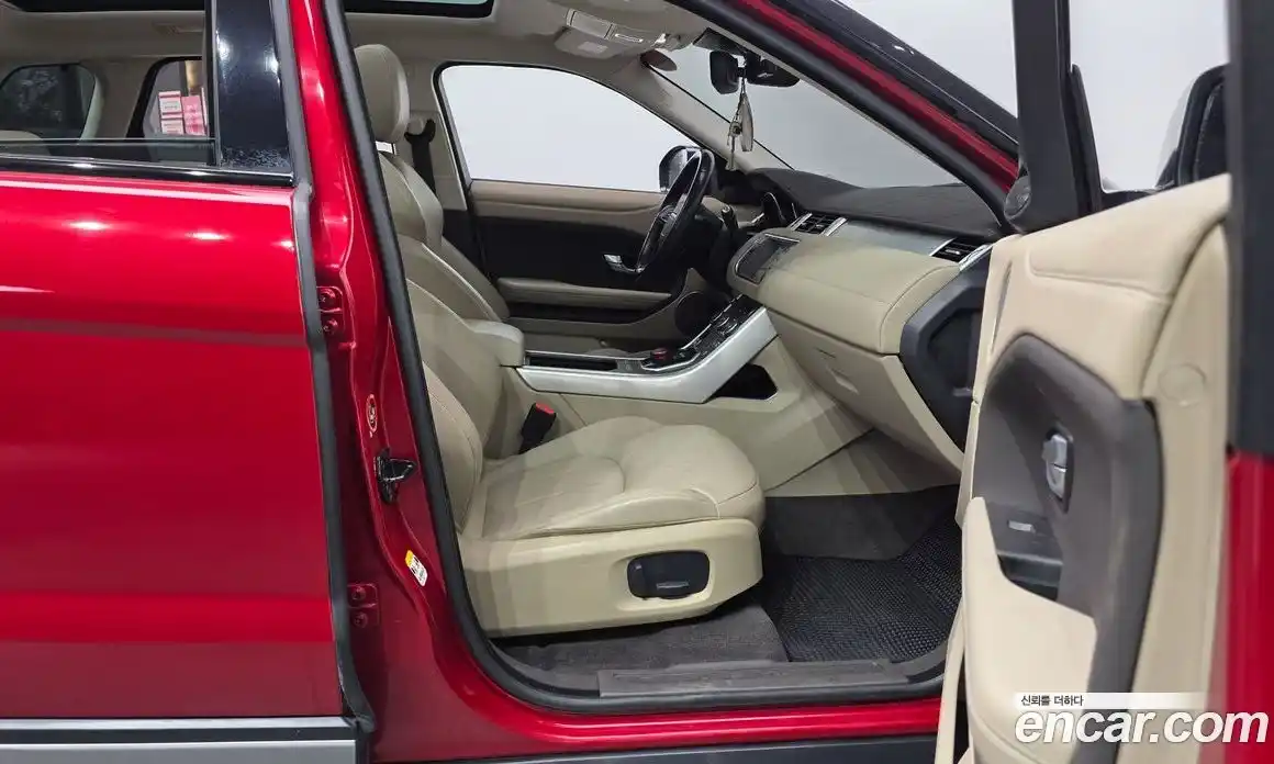 Land Rover Range-Rover Evoque 2016 2.0 гидро в Москве № 1547567, фото 11