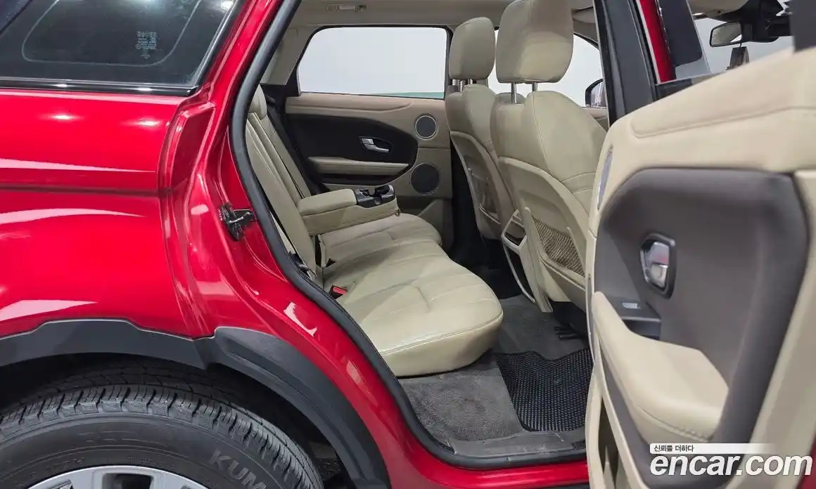 Land Rover Range-Rover Evoque 2016 2.0 гидро в Москве № 1547567, фото 12