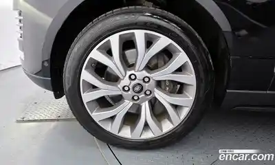 Land Rover Range-Rover 2019 4.4 гидро в Москве № 1547739, миниатюра 5
