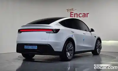 Tesla Model Y 2025 0.2 гидро в Москве № 1548563, миниатюра 2