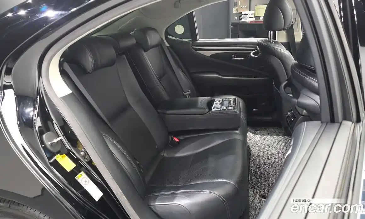 Lexus LS 2014 4.6 гидро в Москве № 1548882, фото 12
