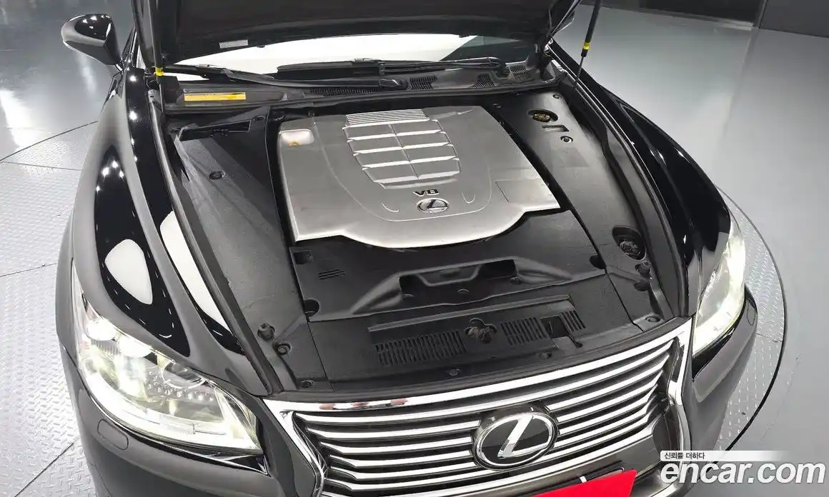 Lexus LS 2014 4.6 гидро в Москве № 1548882, фото 6