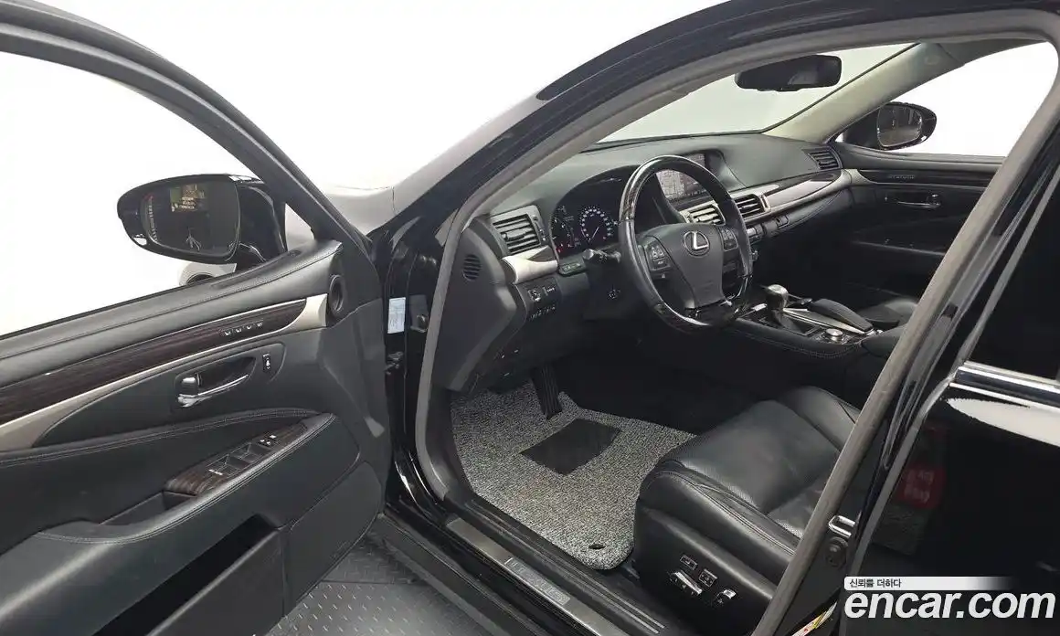 Lexus LS 2014 4.6 гидро в Москве № 1548882, фото 10