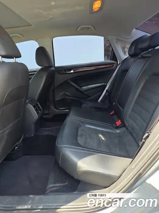 Volkswagen Passat 2013 2.0 гидро в Москве № 1549569, фото 11