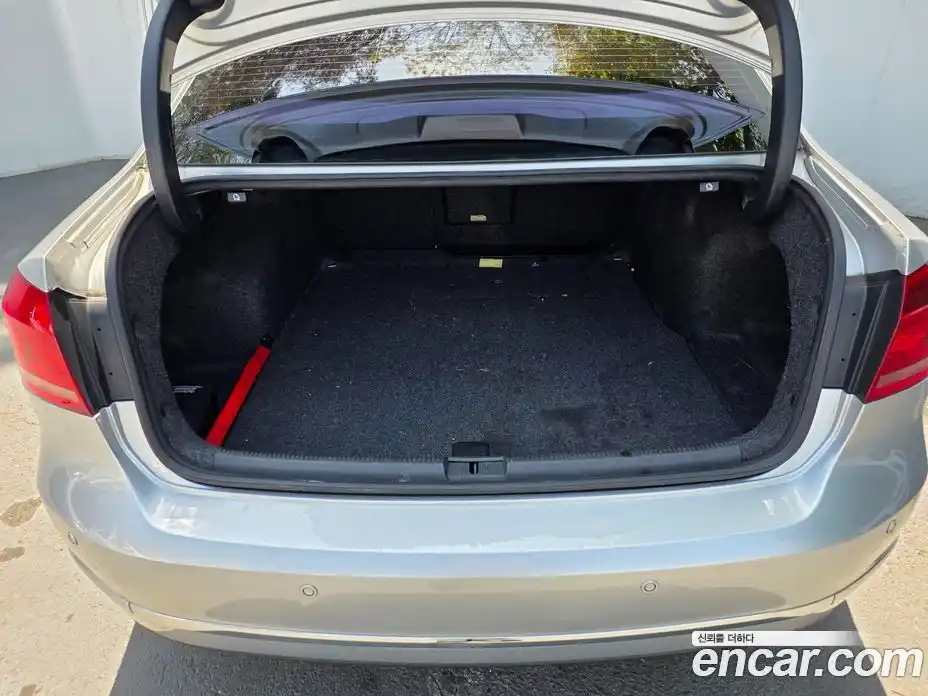 Volkswagen Passat 2013 2.0 гидро в Москве № 1549569, фото 16