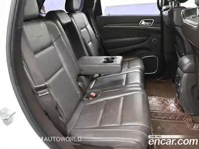 Jeep Cherokee 2018 3.0 гидро в Москве № 1550001, миниатюра 12
