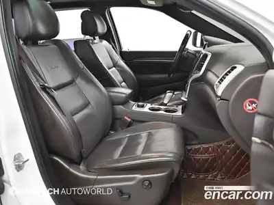 Jeep Cherokee 2018 3.0 гидро в Москве № 1550001, миниатюра 10