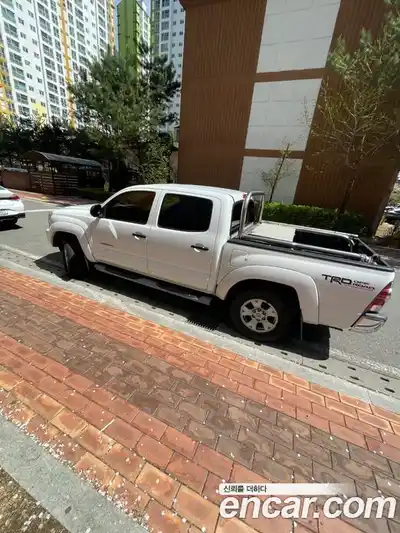 Toyota Tacoma, 2013