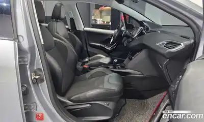 Peugeot 2008 2017 1.6 гидро в Москве № 1551151, миниатюра 11