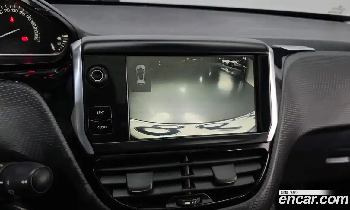 Peugeot 2008 2017 1.6 гидро в Москве № 1551151, фото 15