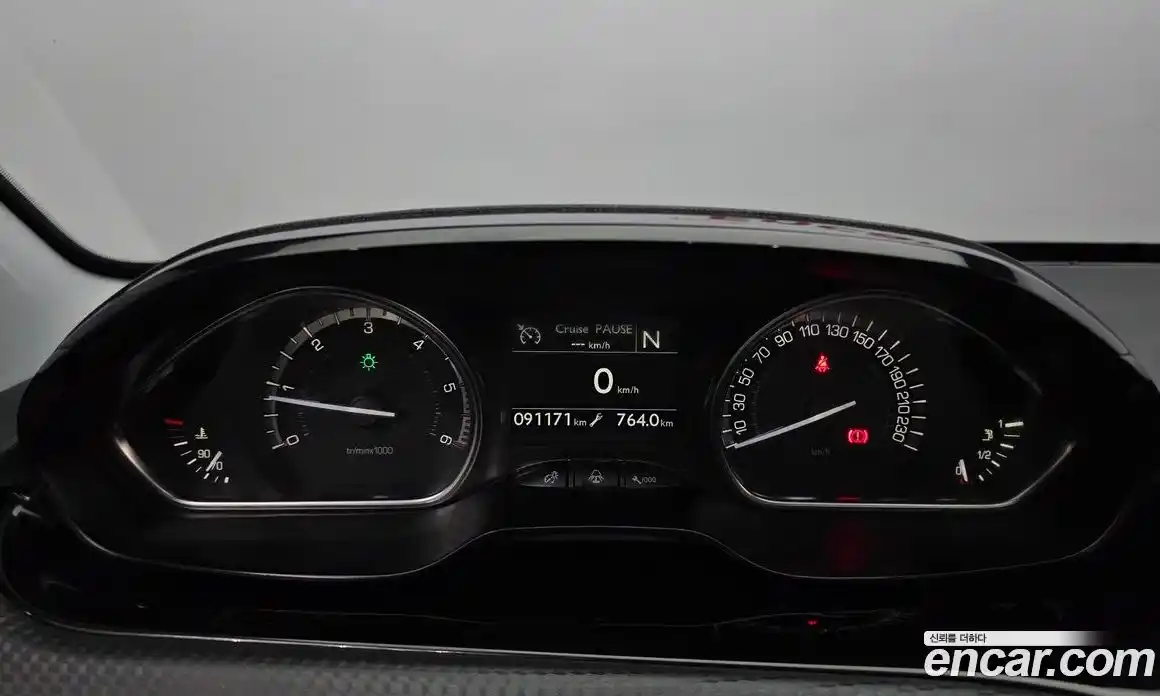 Peugeot 2008 2017 1.6 гидро в Москве № 1551151, фото 8