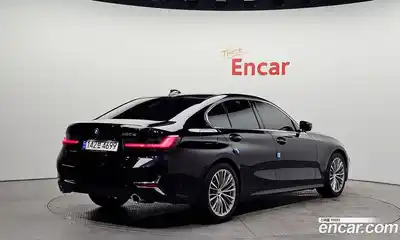 BMW 3-Series 2021 2.0 гидро в Москве № 157860, миниатюра 2