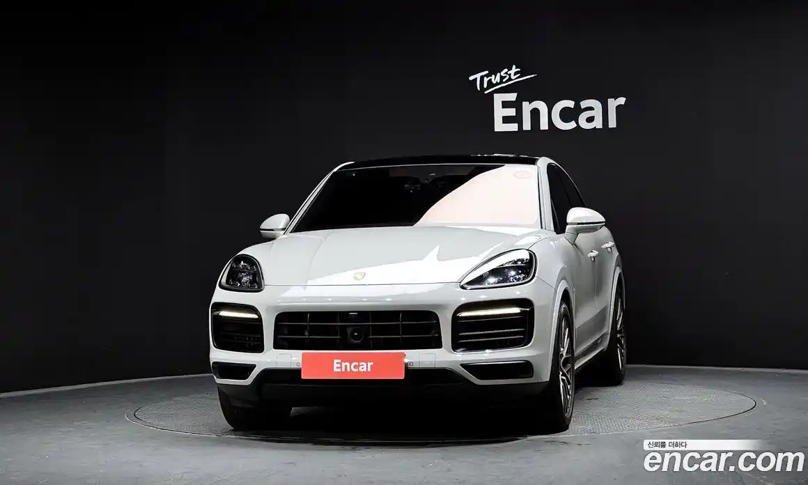 Porsche Cayenne 2023 3.0 гидро в Москве № 165269, фото 3