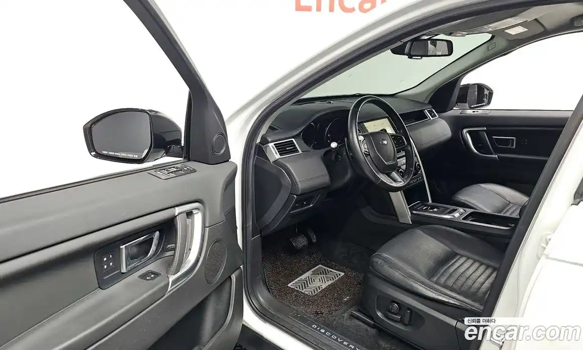 Land Rover Discovery Sport 2017 2.0 гидро в Москве № 166251, фото 10
