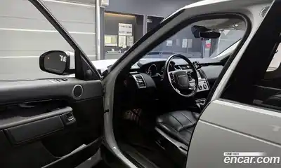 Land Rover Discovery 2019 3.0 гидро в Москве № 166299, миниатюра 10
